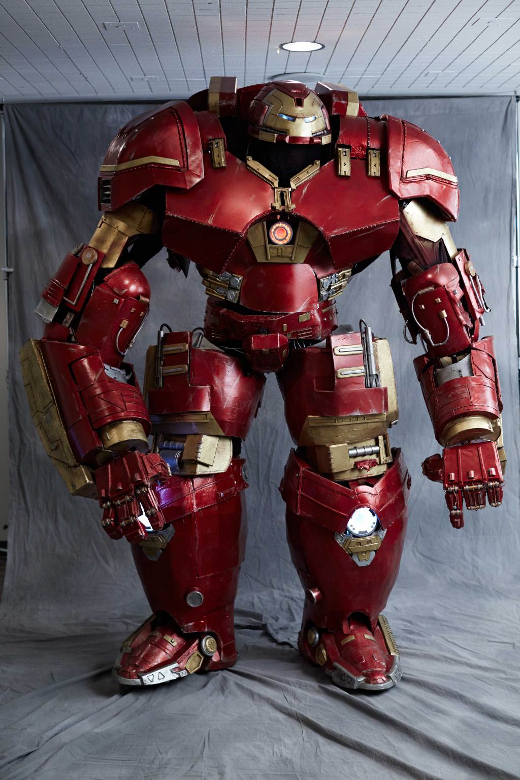 This Hulkbuster Costume Is The Most Realistic Cosplay Of All Time