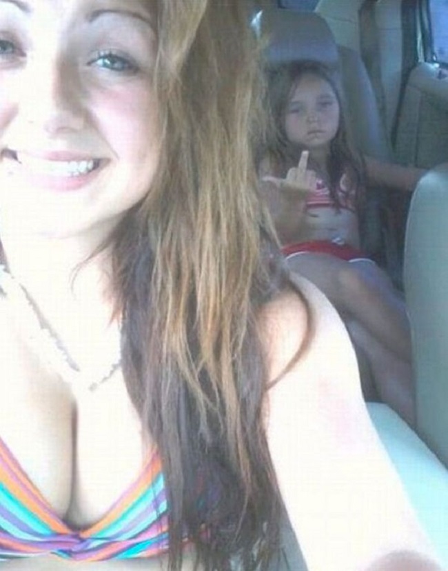 worlds-worst-selfies (18)