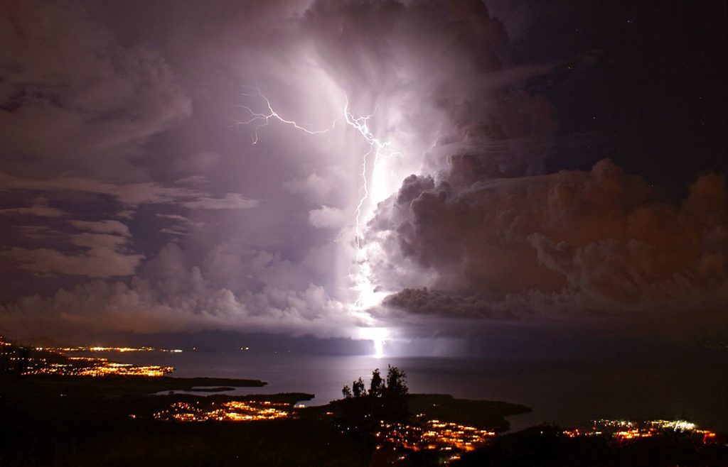 15 Unique Places Transformed Into Something Amazing At Night