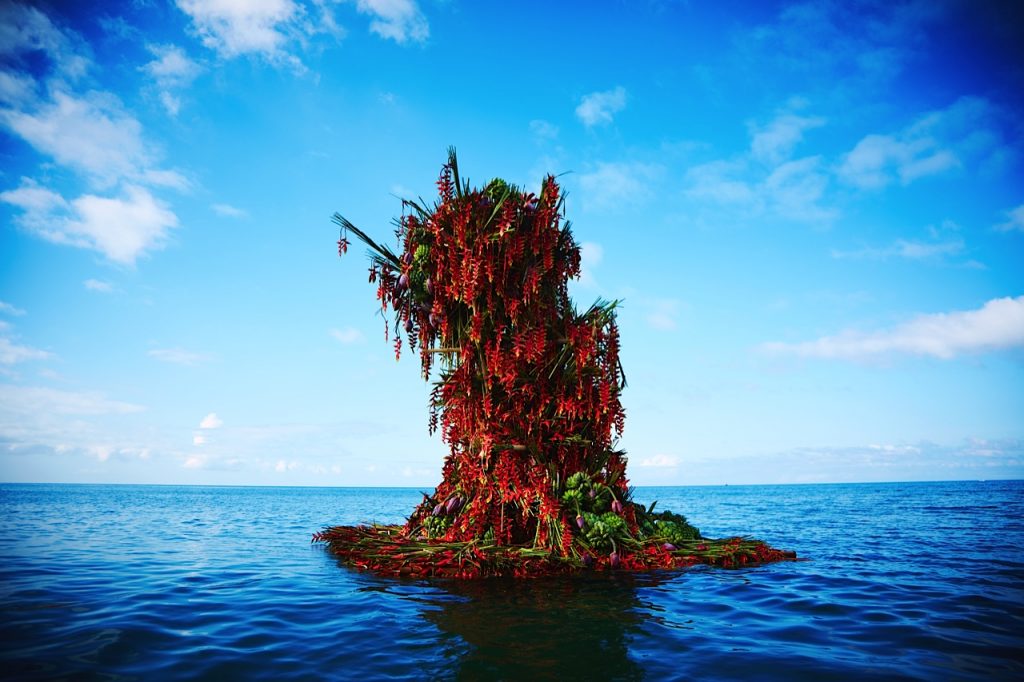 6 Impressive Projects That Turn Botany Into Art