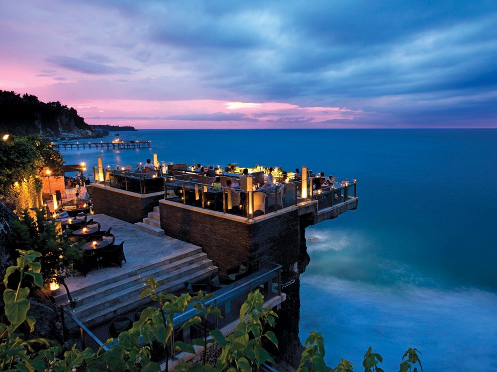Top 10 Best Rooftop Bars In The World