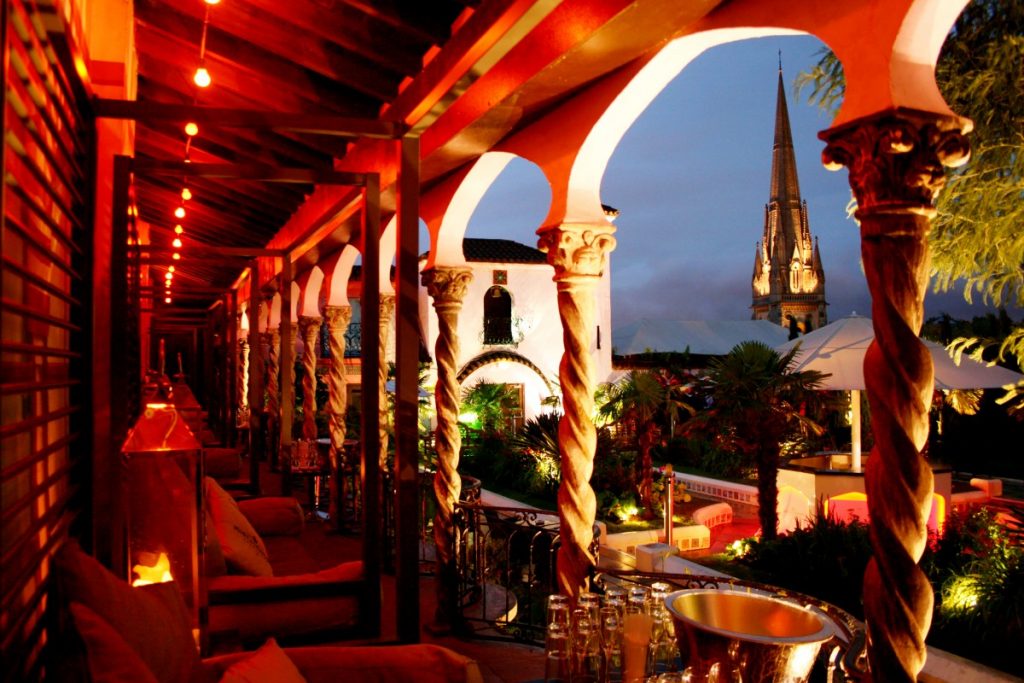 Top 10 Best Rooftop Bars In The World