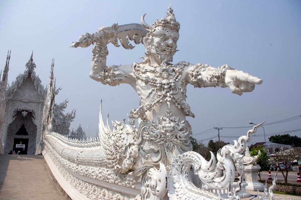 Wat Rong Khun – The White Temple in Thailand
