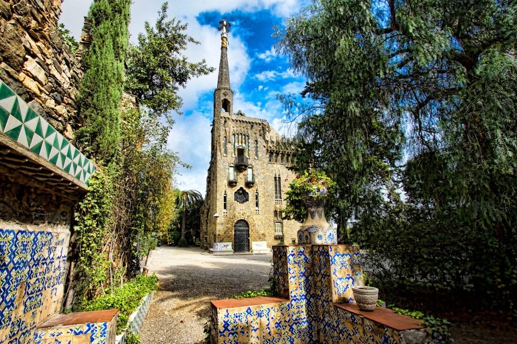 Must-See Gaudi Buildings