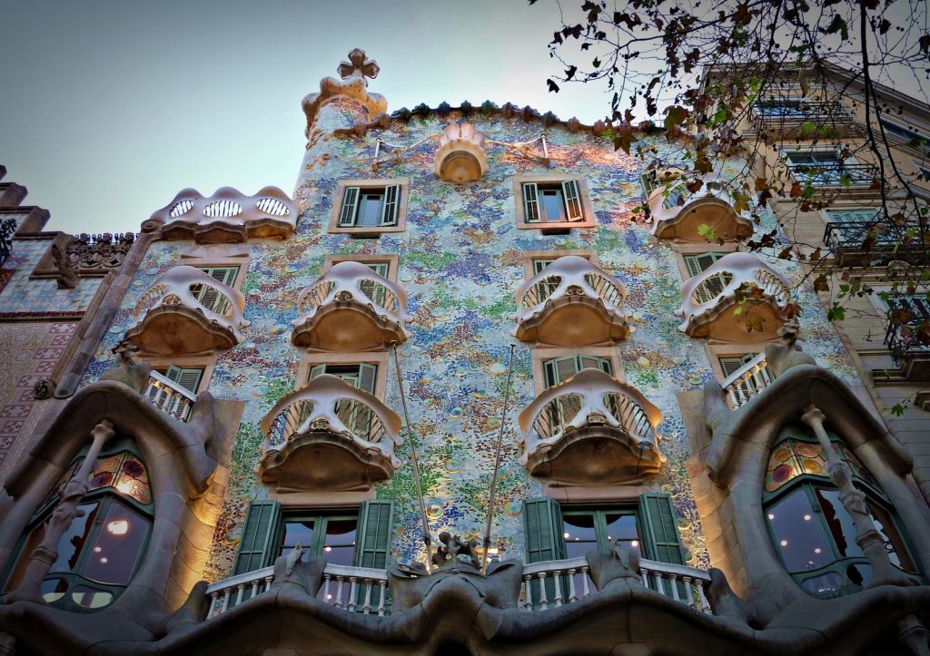 Must-See Gaudi Buildings