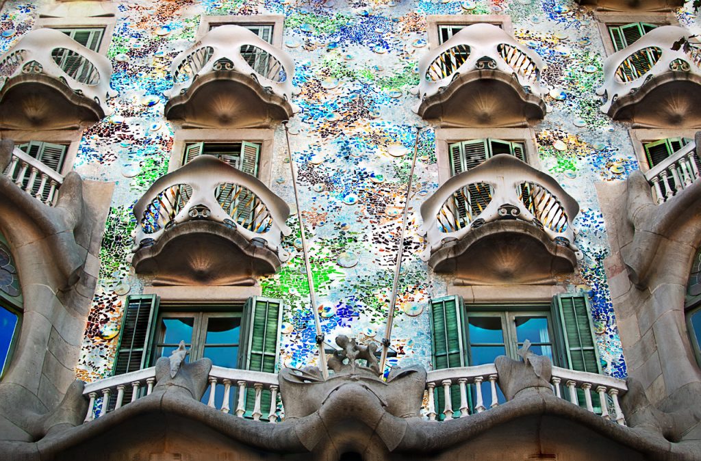 Must-See Gaudi Buildings