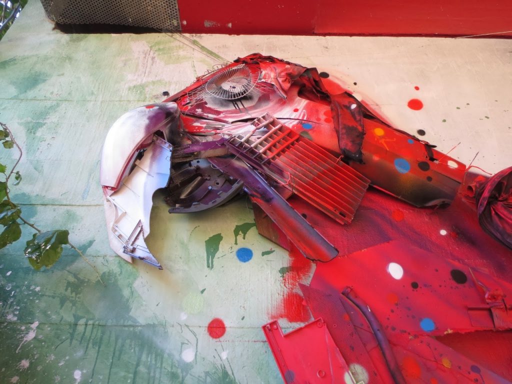Junk Gets a Second Life as Gorgeous 3D Animal Street Art