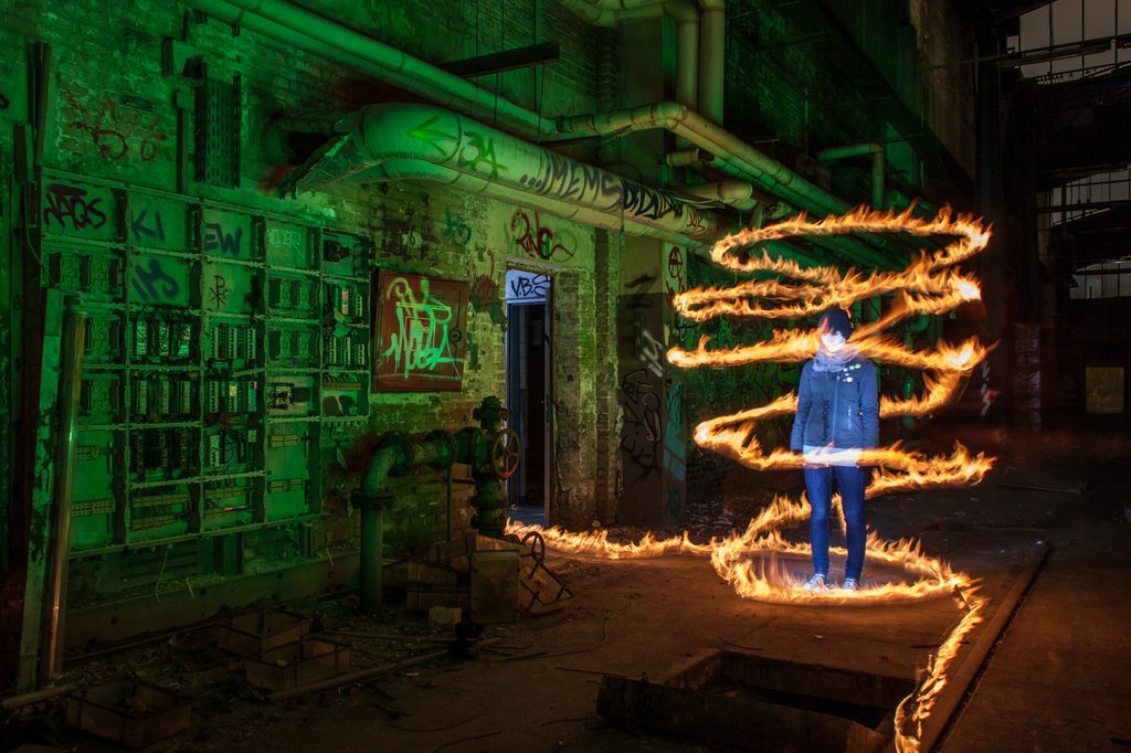Zolaq’s Ultimate Use of Accentuating Light In His Fantasy Photography