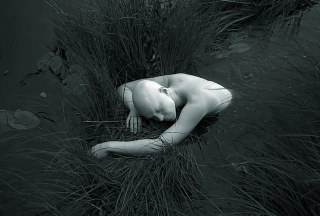 Beautifully Haunting GIFs Created By Blind Artist George Redhawk
