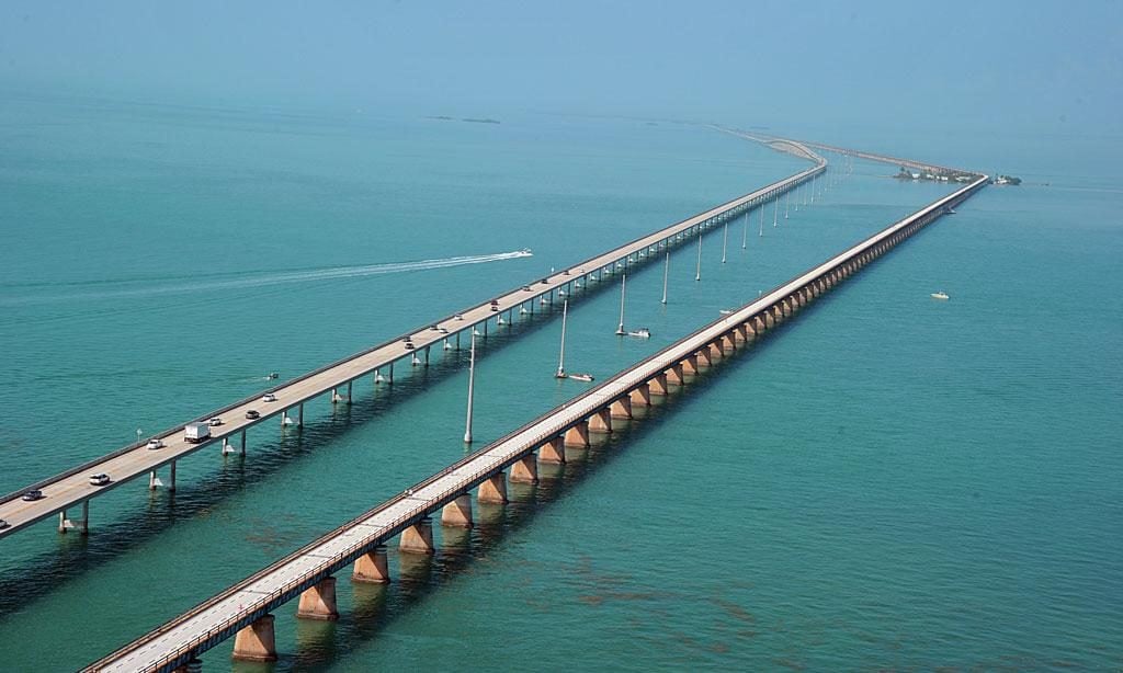 15 Epic Roads To Drive On Before You Die