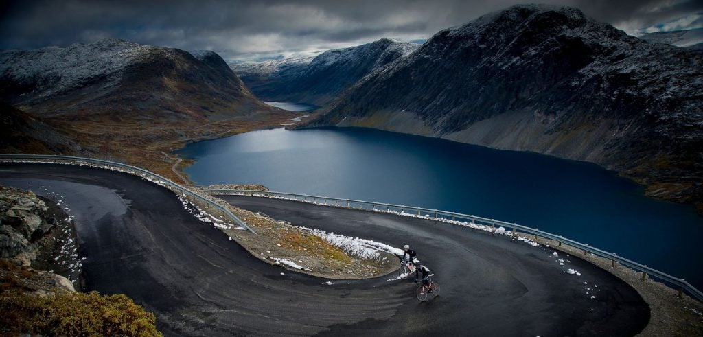 15 Epic Roads To Drive On Before You Die