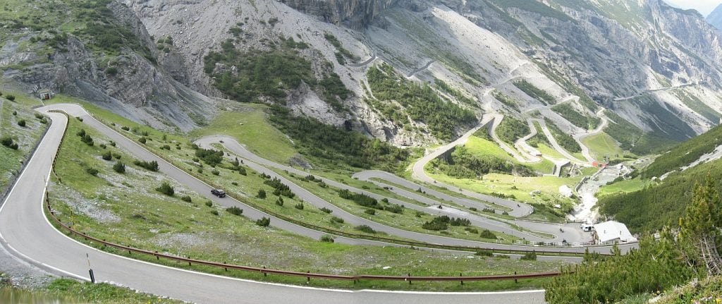 15 Epic Roads To Drive On Before You Die