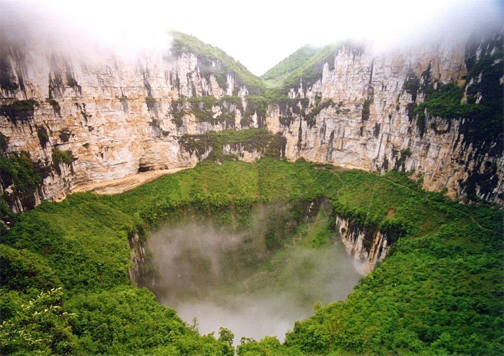 12 Jaw Dropping Earth Holes You’ve Probably Never Seen
