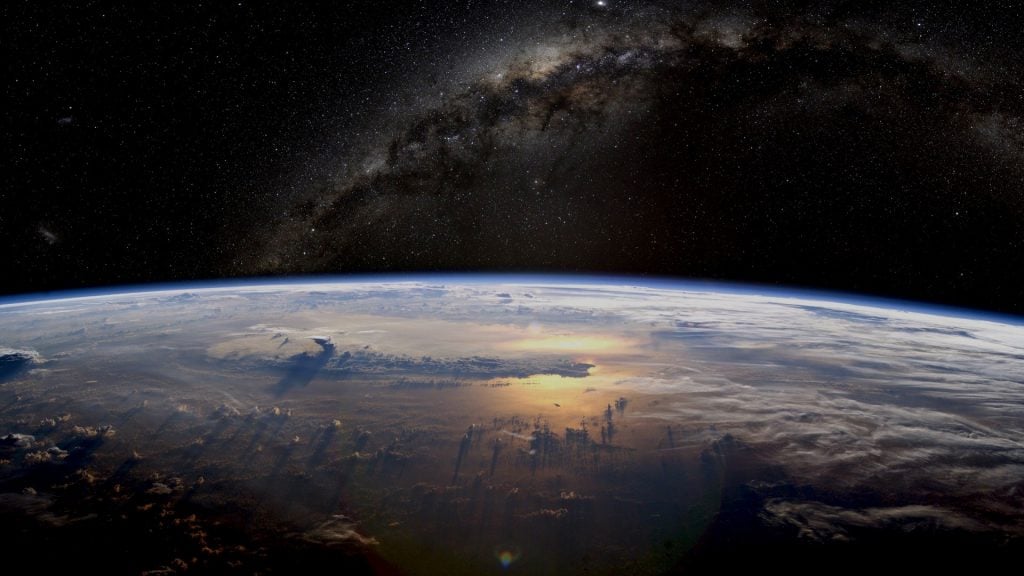 10 Awesome Live Streaming Webcams From Around The World!