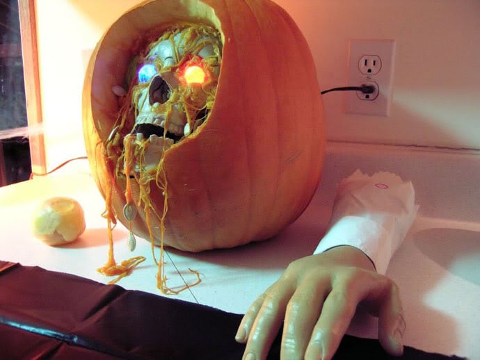 Mindblowing Halloween Pumpkin Carvings