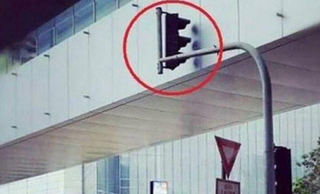 22 Head-Scratching Construction Fails!