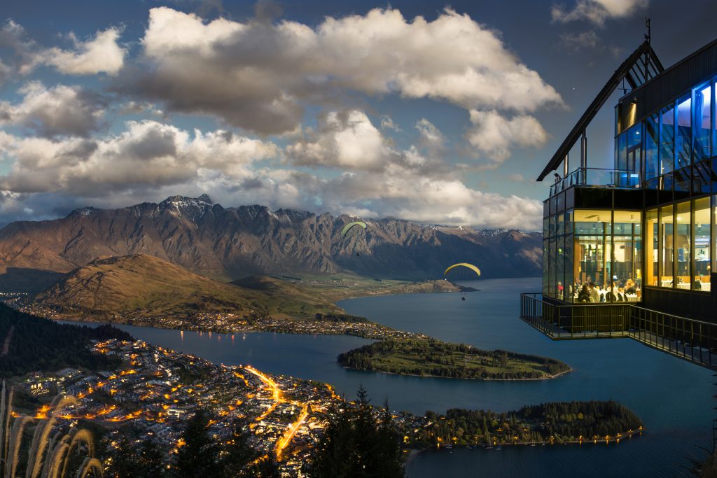 26 World’s Best Restaurant Views