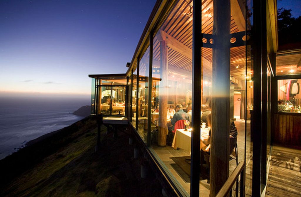 26 World’s Best Restaurant Views