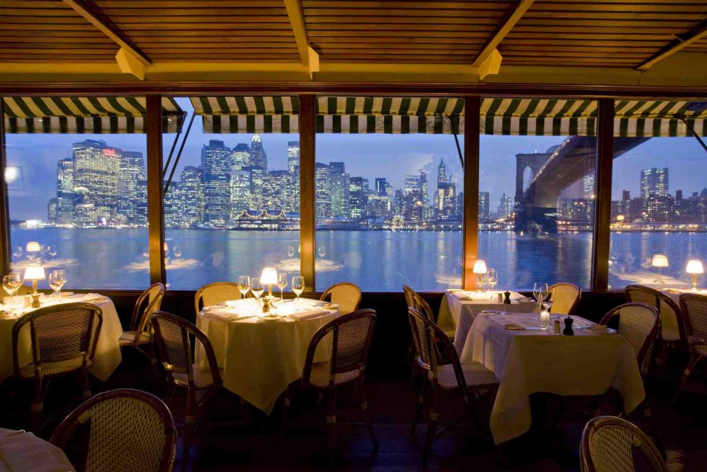 26 World’s Best Restaurant Views