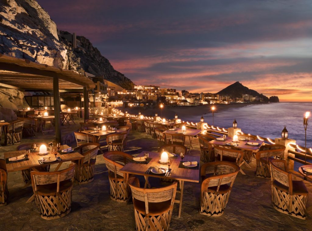 26 World’s Best Restaurant Views