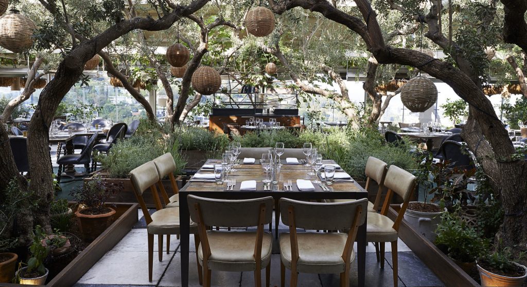26 World’s Best Restaurant Views