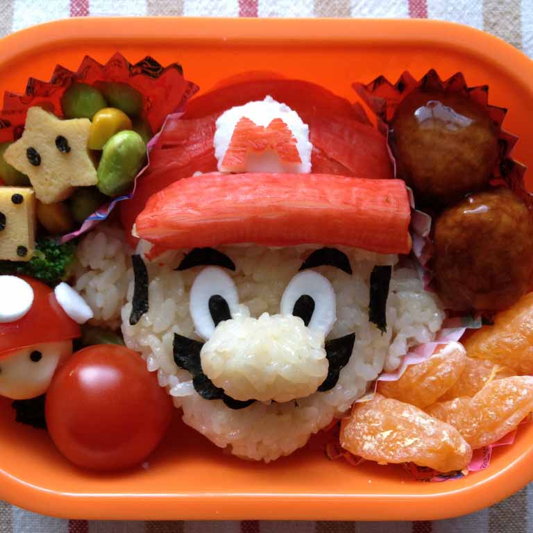 Creative and Interesting Bento Boxes 15