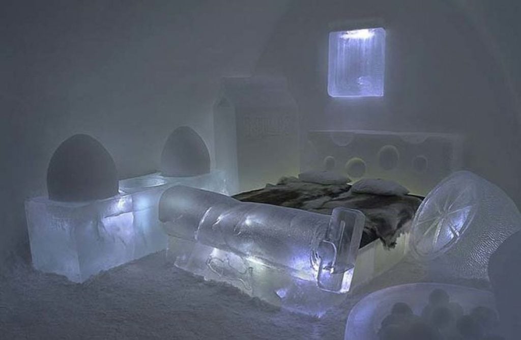14 Amazing Beds You’ll Never Want to Get Out of in the Morning