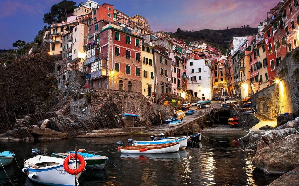 Tiny but Shiny: The Most Charming Small Towns around the World You’ll Want to Visit ASAP