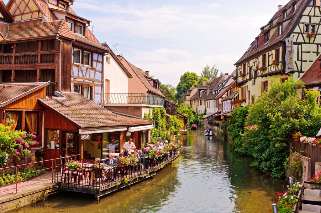 Tiny but Shiny: The Most Charming Small Towns around the World You’ll Want to Visit ASAP