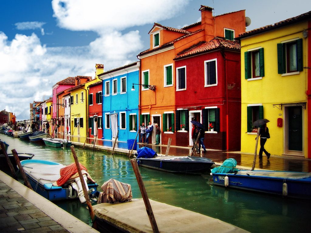 Tiny but Shiny: The Most Charming Small Towns around the World You’ll Want to Visit ASAP