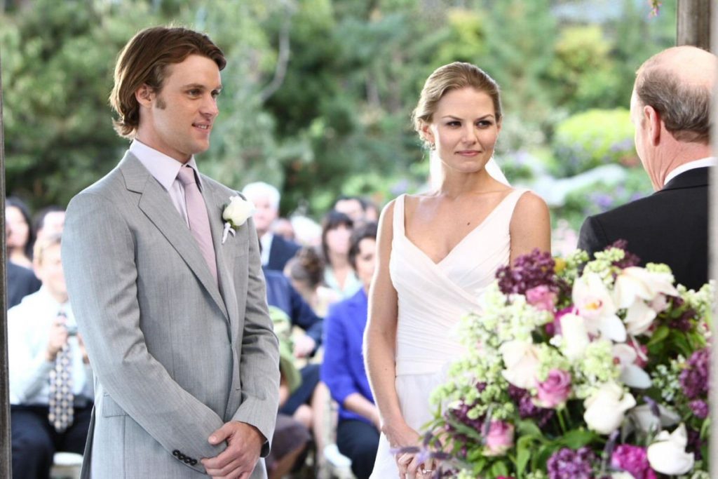 10 TV Couples who became “a Thing” in Real life