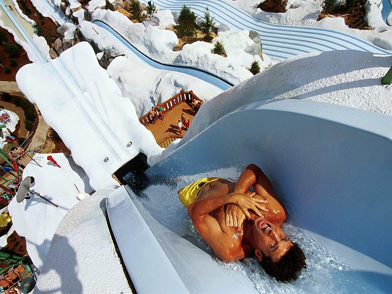 15_most_extreme_water_slides_in_the_world_01