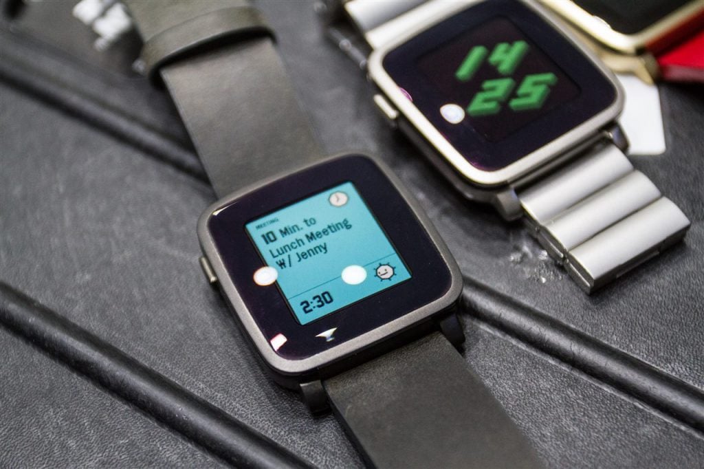 Should You Pick Up Apple Smartwatch, Samsung Gear S2, or…?