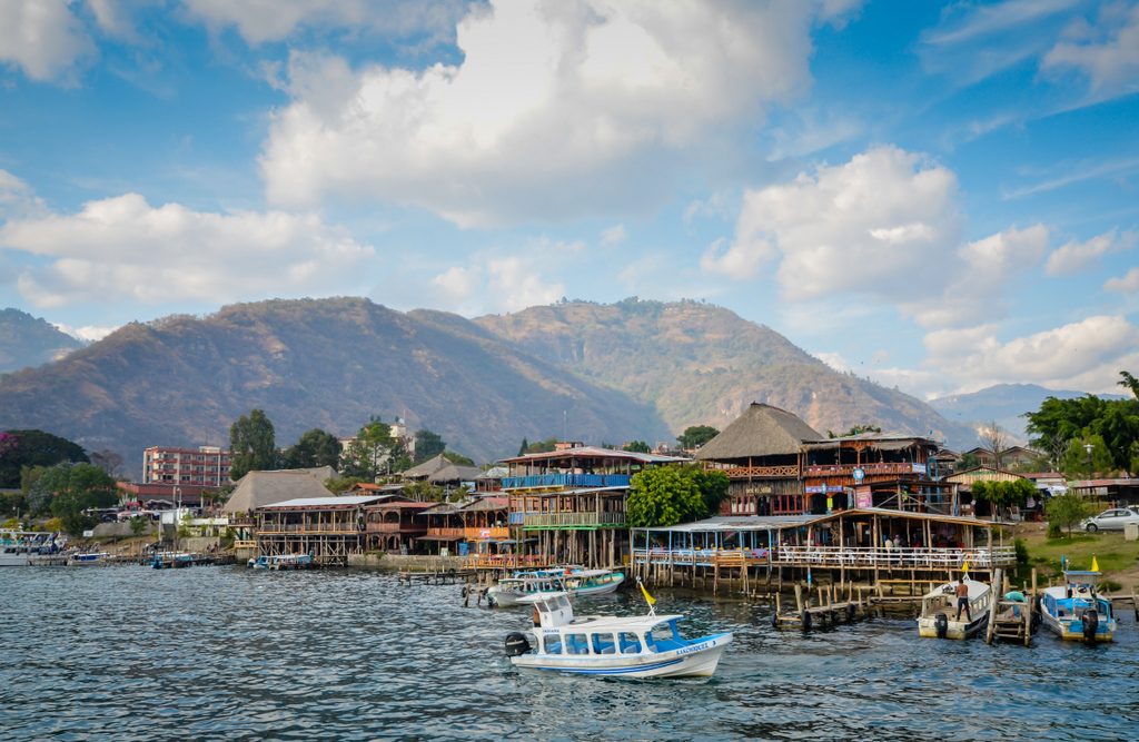 14 Most Gorgeous Lakes on the Planet