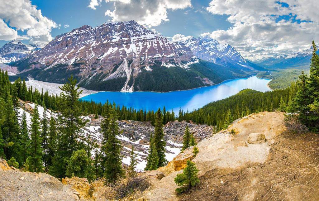 14 Most Gorgeous Lakes on the Planet