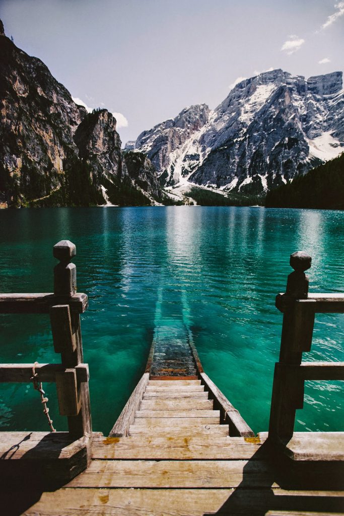 14 Most Gorgeous Lakes on the Planet
