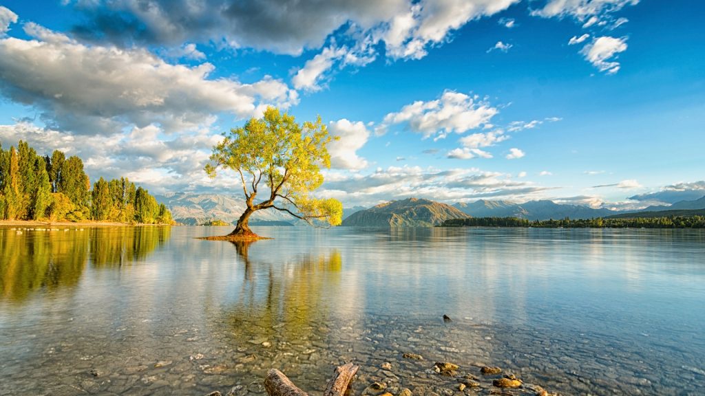 14 Most Gorgeous Lakes on the Planet