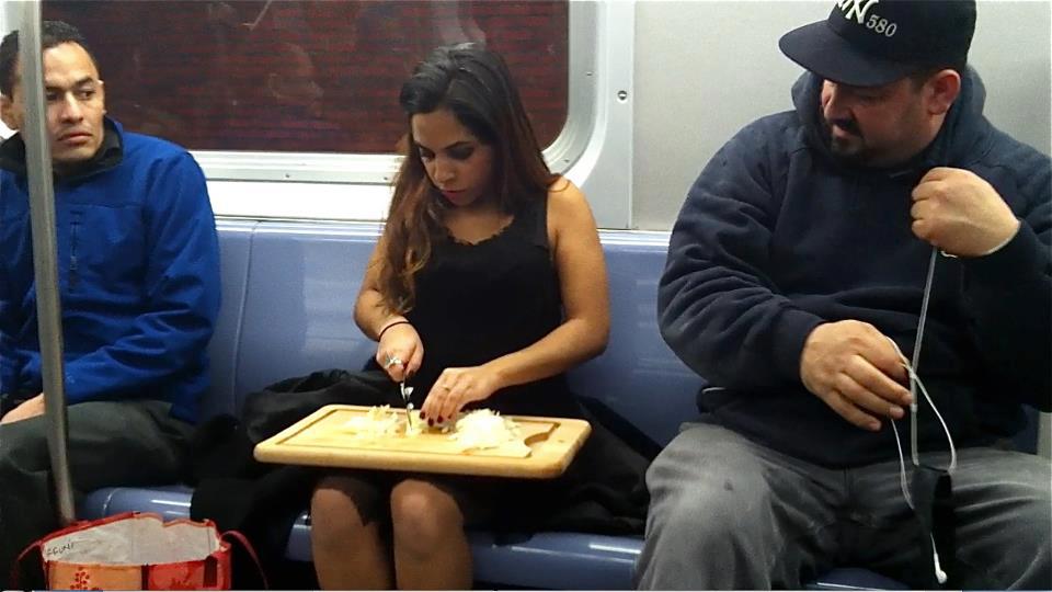 exceptionally-bizarre-subway-people-19