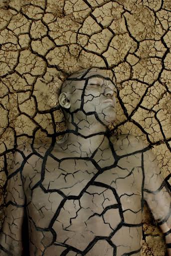 4 Body Painters Who Blend Humans Into Surroundings