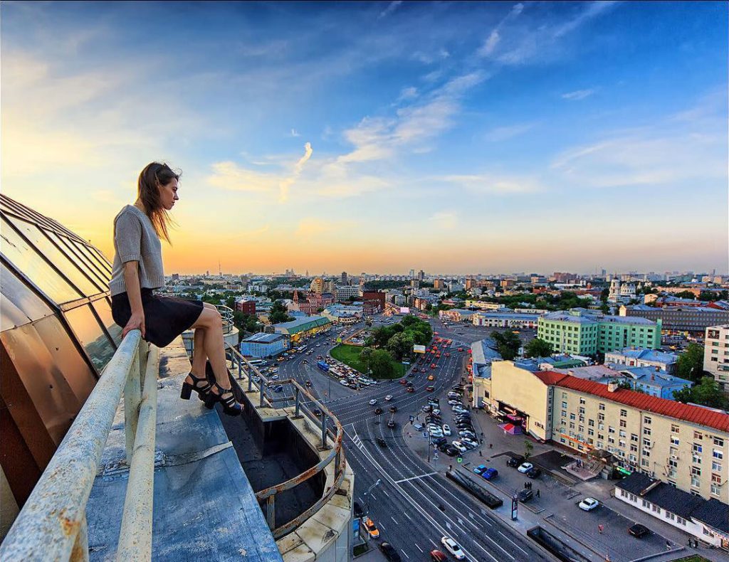 Meet Angela Nikolau, the Russian Daredevil Girl Who Takes The Most Dangerous Selfies