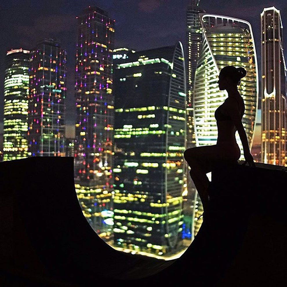 Meet Angela Nikolau, the Russian Daredevil Girl Who Takes The Most Dangerous Selfies