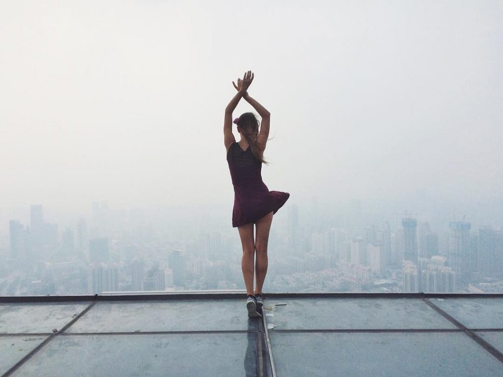 Meet Angela Nikolau, the Russian Daredevil Girl Who Takes The Most Dangerous Selfies