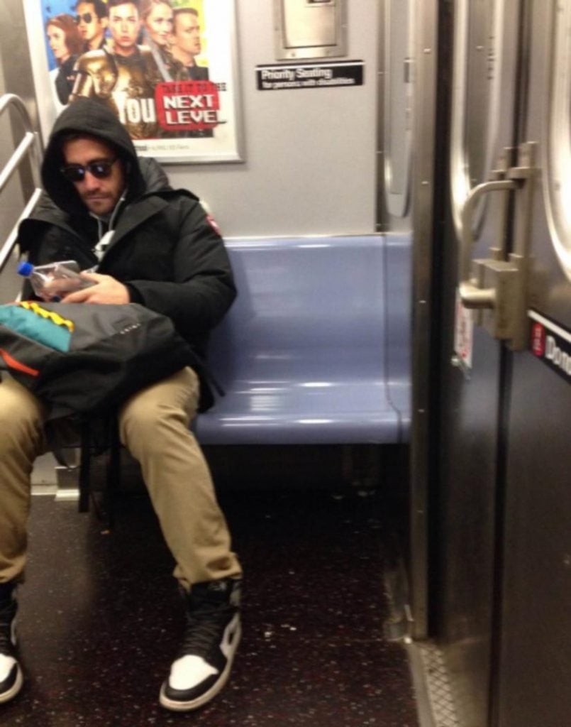 21 Super-Famous Celebrities Riding The Subway Like Normals