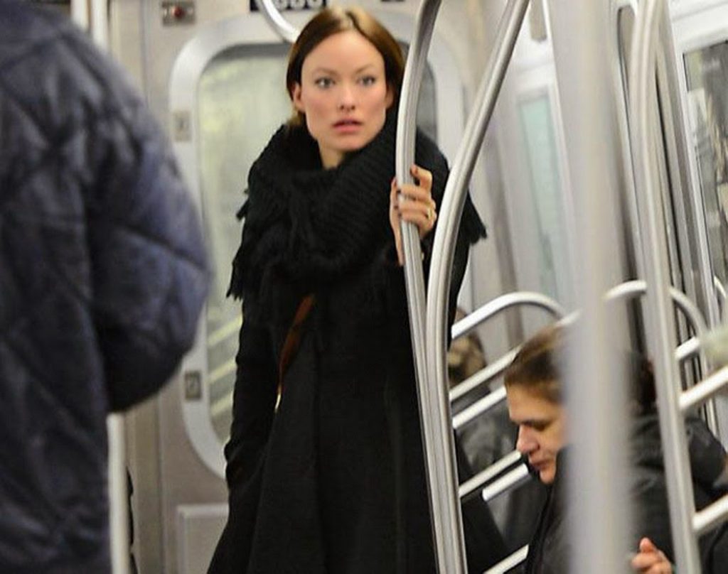 21 Super-Famous Celebrities Riding The Subway Like Normals