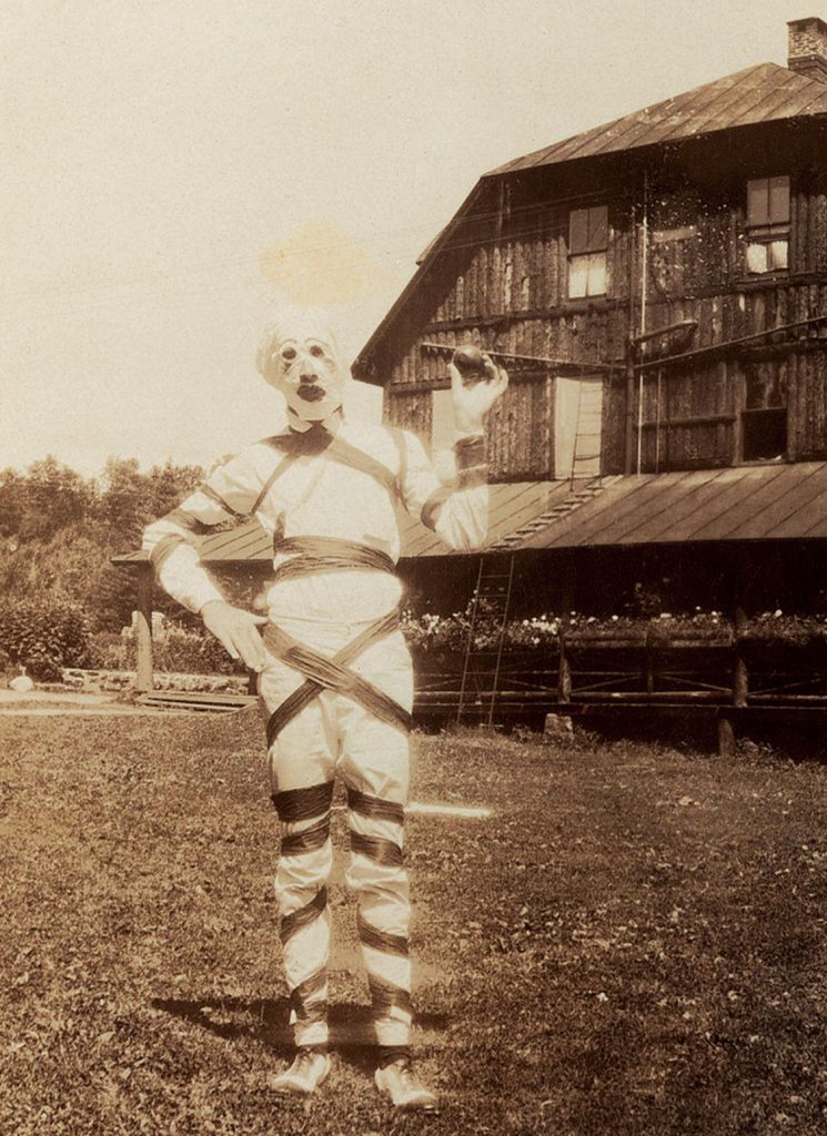 Creepy Halloween Costumes From The Past