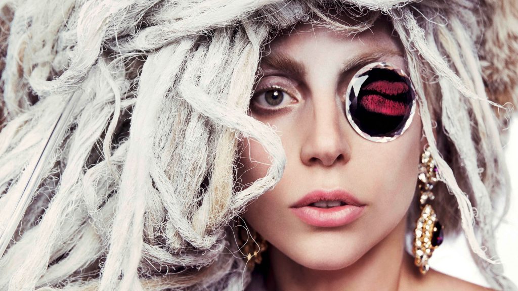 10 Celebrities Who Went Broke