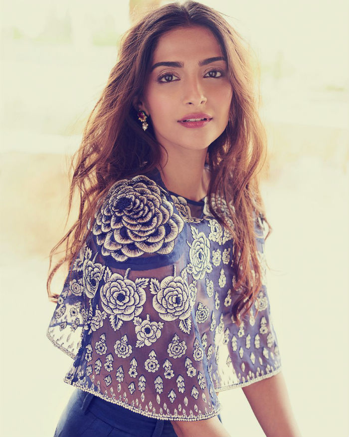 15 Most Famous Bollywood Actresses… Who Are They?