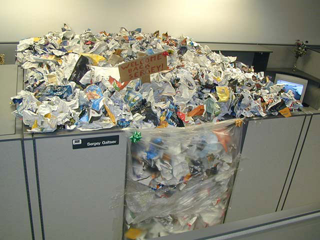 30+ Hilarious Office Pranks