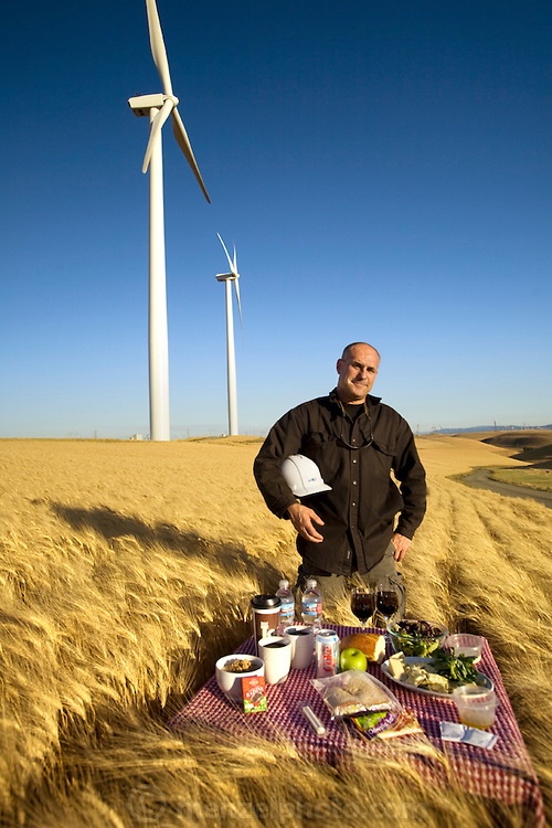 What Ordinary People Eat Around the World (21 Photos by Peter Menzel)