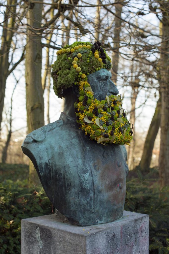 Geoffroy Mottart Decorates Statues With Flowers Because Why The Hell Not